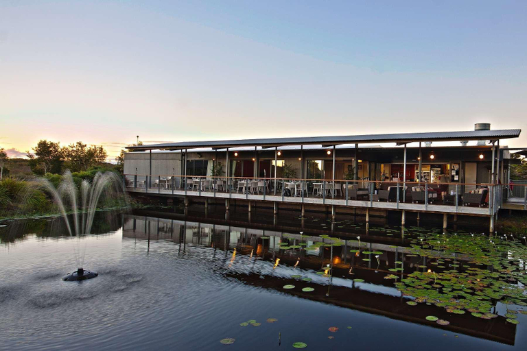 Food & Drinks, Serenity Diamond Beach (formerly Ramada Resort Diamond Beach), Greater Taree