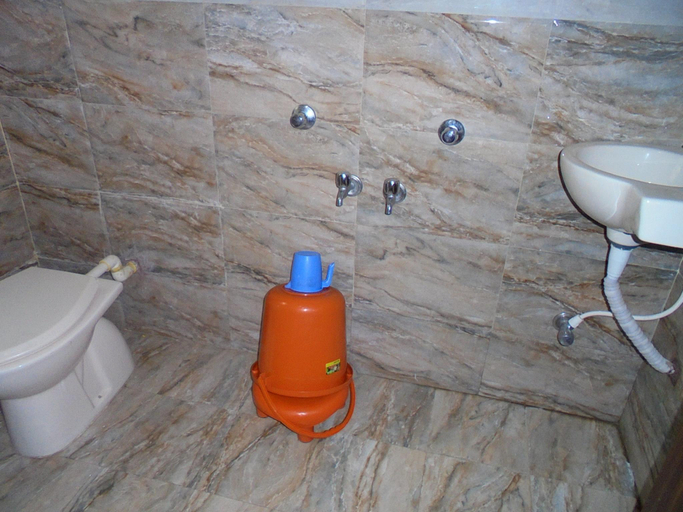 Bathroom 2, Sukrangu Palace, Ahmadnagar