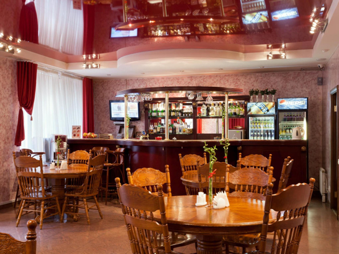 Food & Drinks