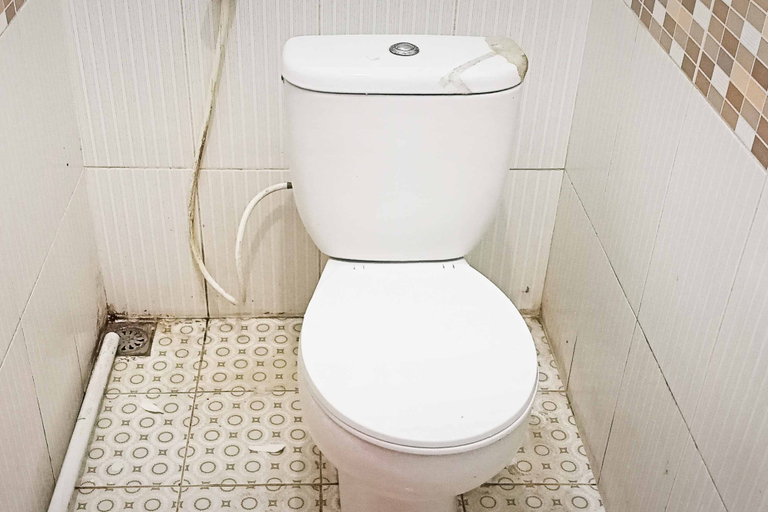 Bathroom, Homestay Dieng Persada Syariah Mitra RedDoorz, Wonosobo