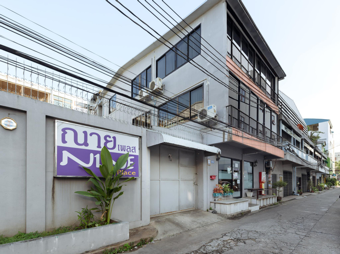 Nine Place, Khlong Toey