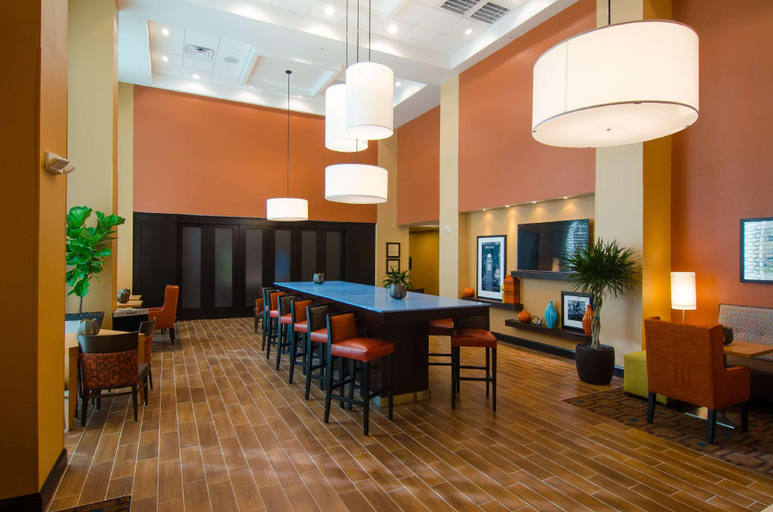 Public Area 3, Hampton Inn & Suites Huntsville, Walker