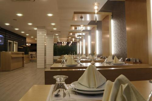 Restaurant 3, Enar Hotel, Balışeyh