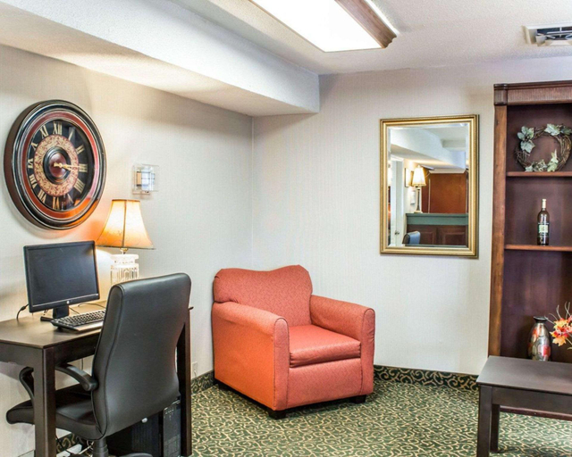 Public Area 2, Econo Lodge Burlington I-40, Alamance