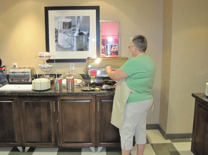 Food & Drinks 4, Hampton Inn by Hilton Fort Saskatchewan, Division No. 11