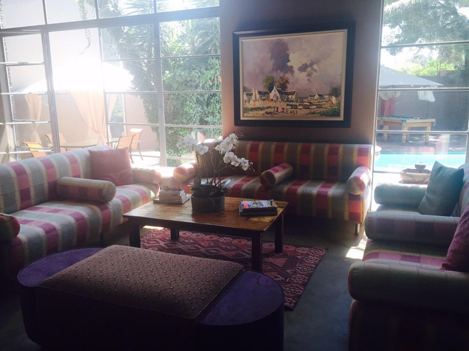 Public Area 4, African Moon Corporate House, Ekurhuleni