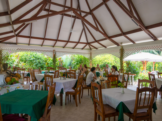 Food & Drinks 5, Zerof Guest House