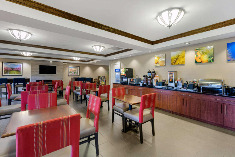 Public Area 2, Comfort Inn & Suites Cordele, Crisp