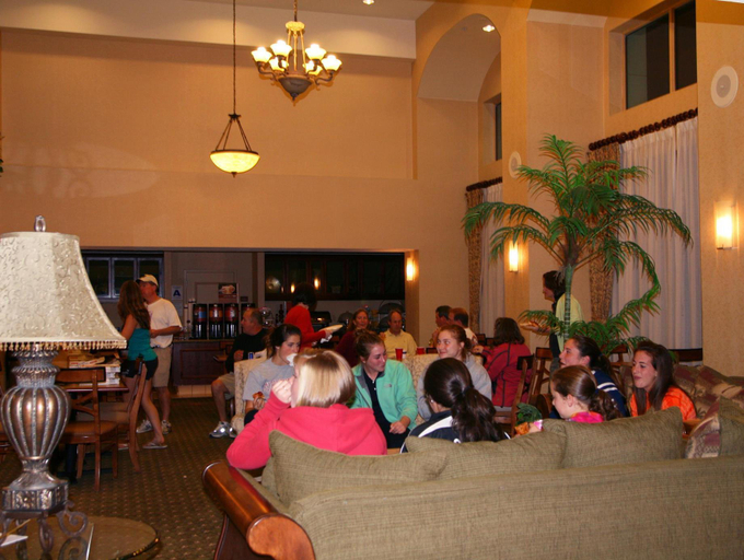 Public Area 2, Hampton Inn & Suites Palm Desert, Riverside