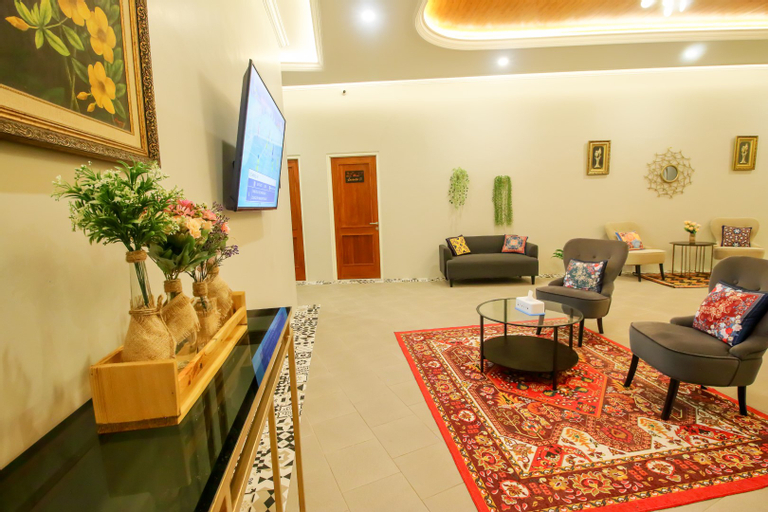 Public Area 4, Bayleaf Guest House Syariah, Malang