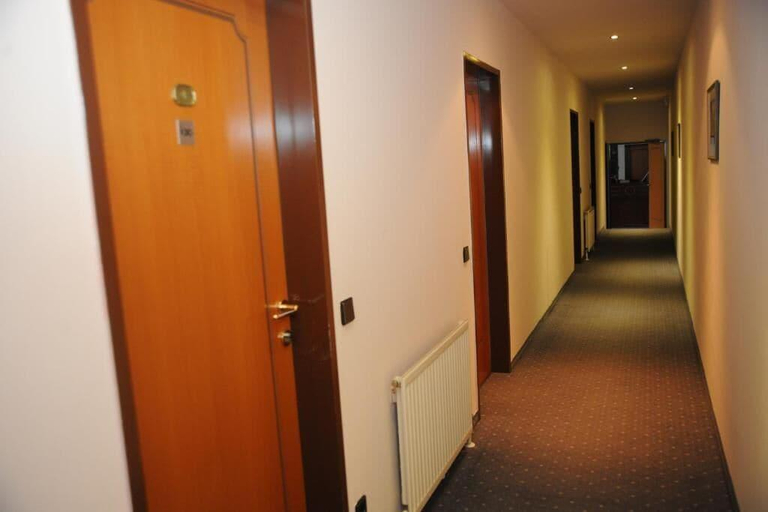 Public Area, Pension Erlaa, Wien