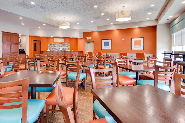 Food & Drinks 5, Drury Plaza Hotel St. Louis St. Charles, Saint Charles