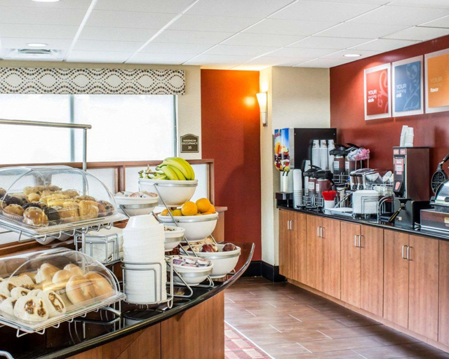 Food & Drinks 5, Comfort Suites Wilson - I - 95, Wilson