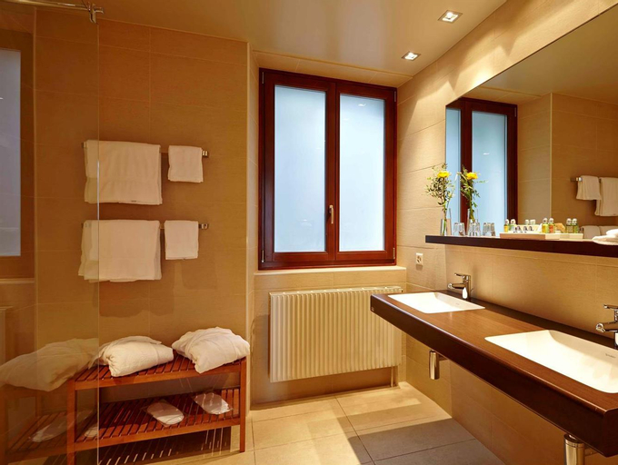 Bedroom 4, Rivage Hotel *** Restaurant Lutry, Lavaux-Oron