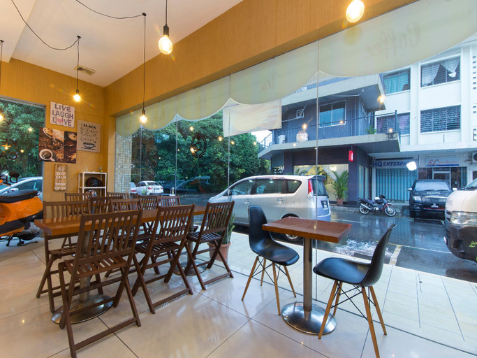 Food & Drinks 5, The Crown Borneo Hotel, Kota Kinabalu