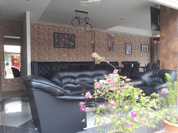 Public Area 2, Chill Inn, Pattaya