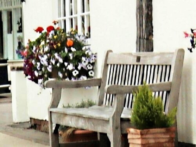Exterior & Views 4, The Shambles, Leicestershire