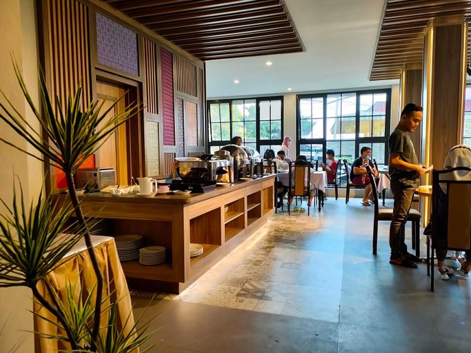 Grand Gallery Bukittinggi - Food & Drinks