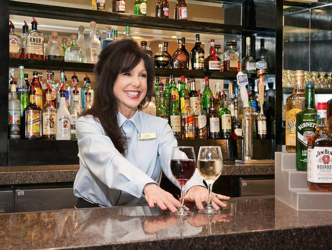 Food & Drinks 5, Embassy Suites by Hilton Walnut Creek, Contra Costa