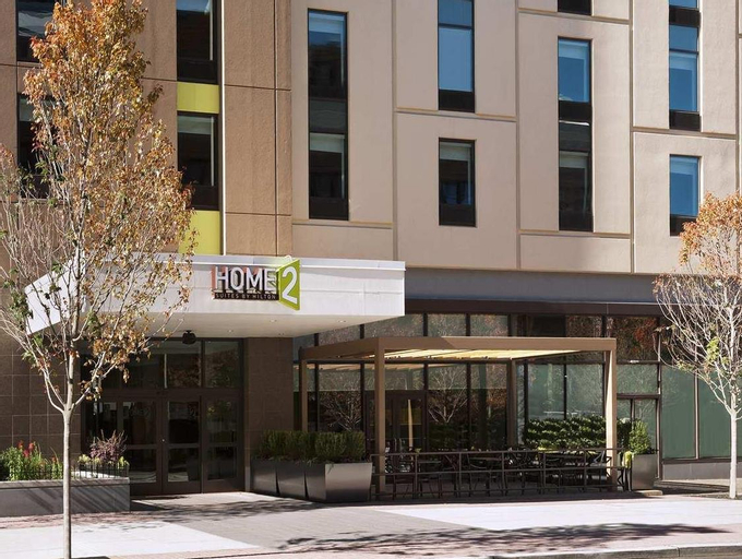 Exterior & Views 2, Home2 Suites by Hilton Philadelphia - Convention Center, PA, Philadelphia