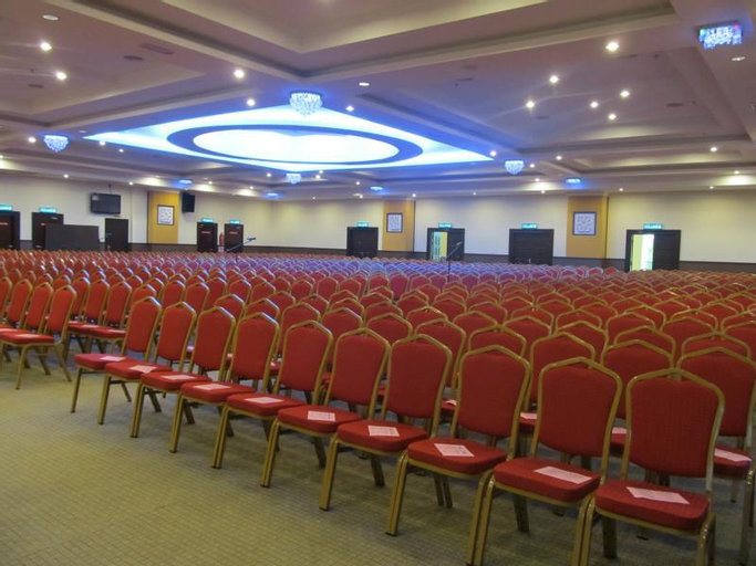 Business Facilities 29