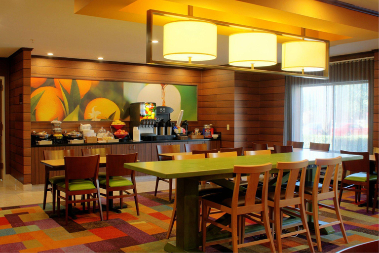 Food & Drinks 5, Comfort Inn & Suites North Dallas-Addison, Dallas