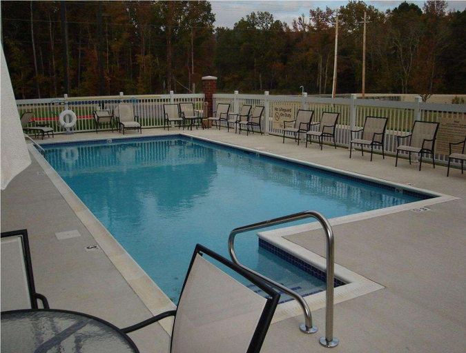 Sport & Beauty 5, Hampton Inn & Suites Huntsville Hampton Cove, Madison