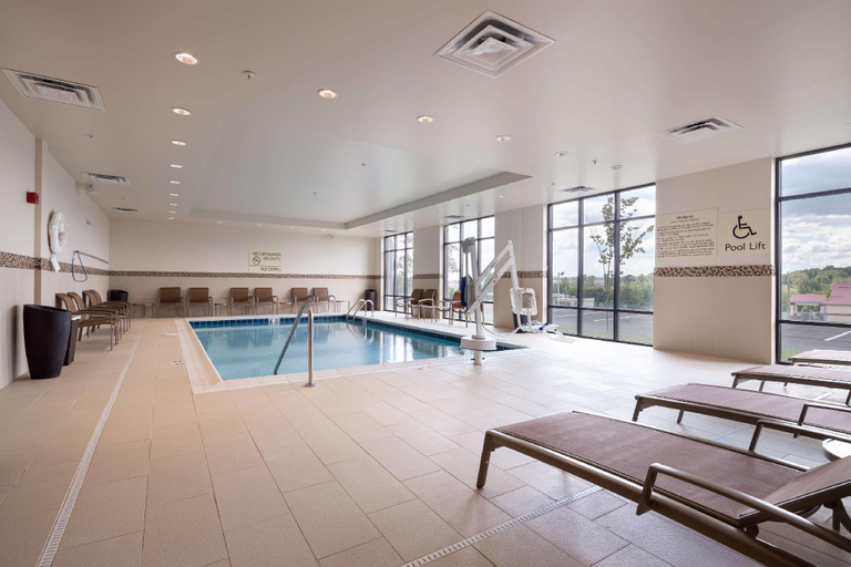 Sport & Beauty, Hampton Inn Morristown I-81, Hamblen