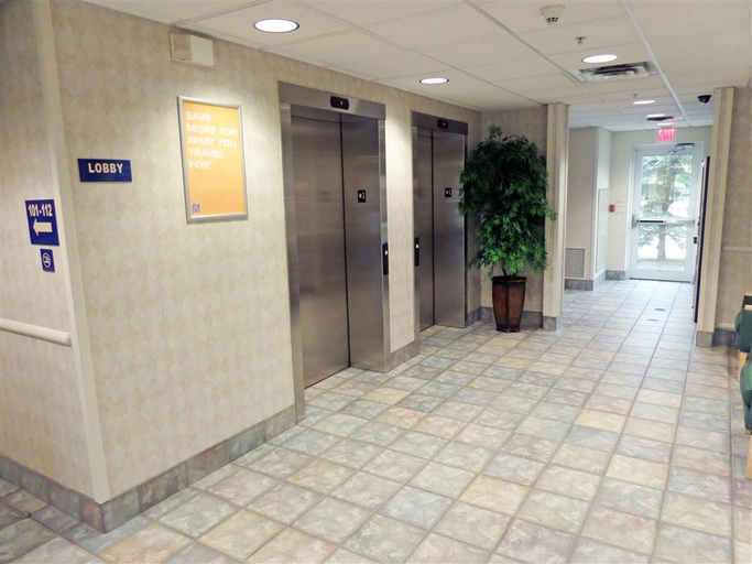 Public Area 3, Motel 6 London, ON - Ontario, Middlesex