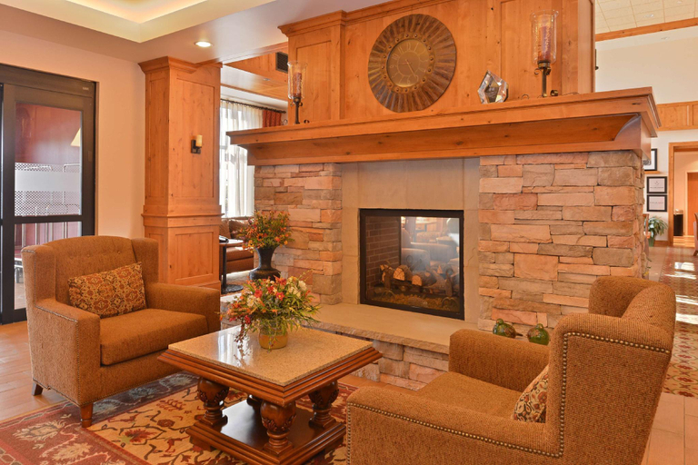 Public Area 2, Hampton Inn & Suites Buffalo, Johnson