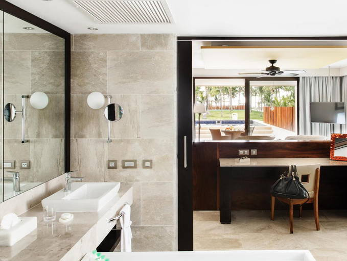 Bathroom 4, Barcelo Maya Caribe - All Inclusive, Cozumel