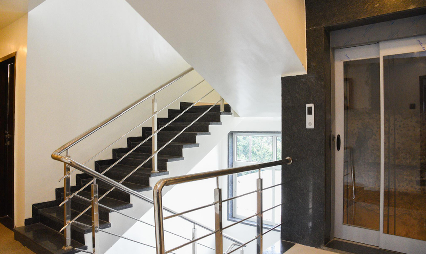 Public Area 3, Treebo Malhaar Regency, Pune