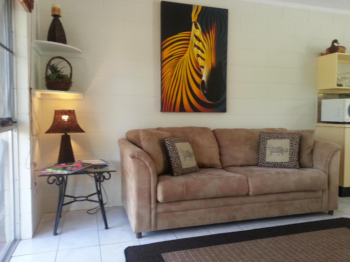 Public Area, Clifton Sands Holiday Apartments, Cairns