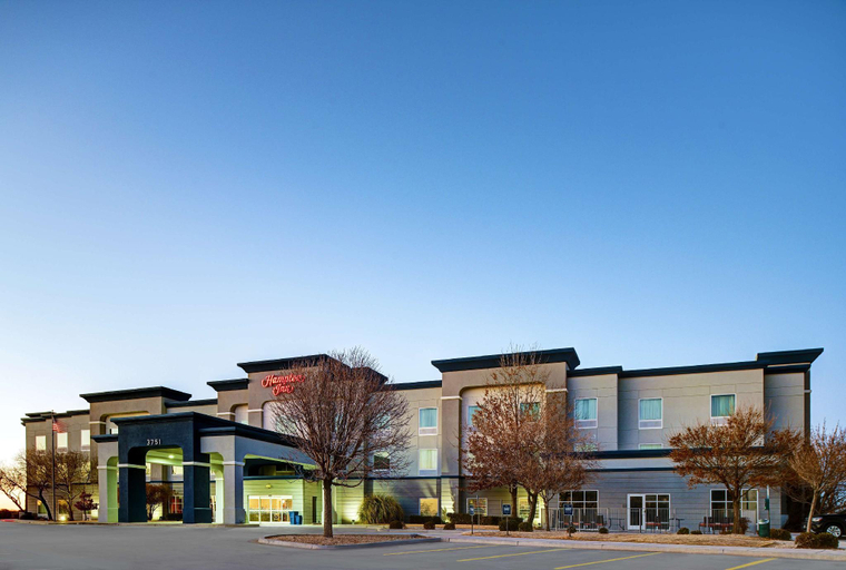 Exterior & Views 1, Hampton Inn Deming, Luna