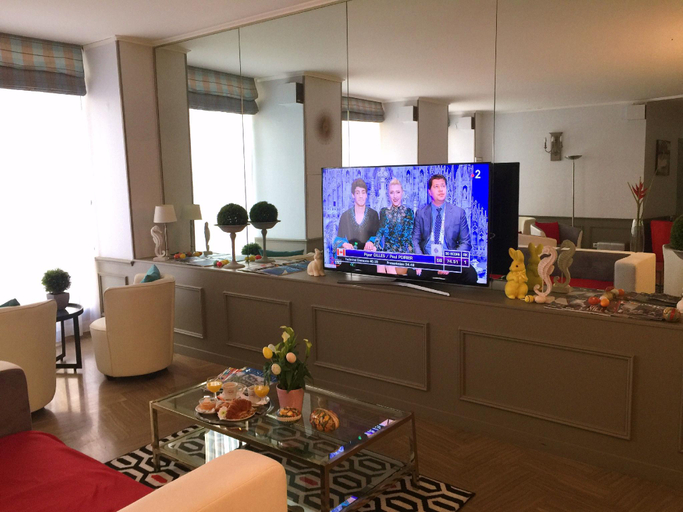 Others 2, Hotel Ambassador, Alpes-Maritimes