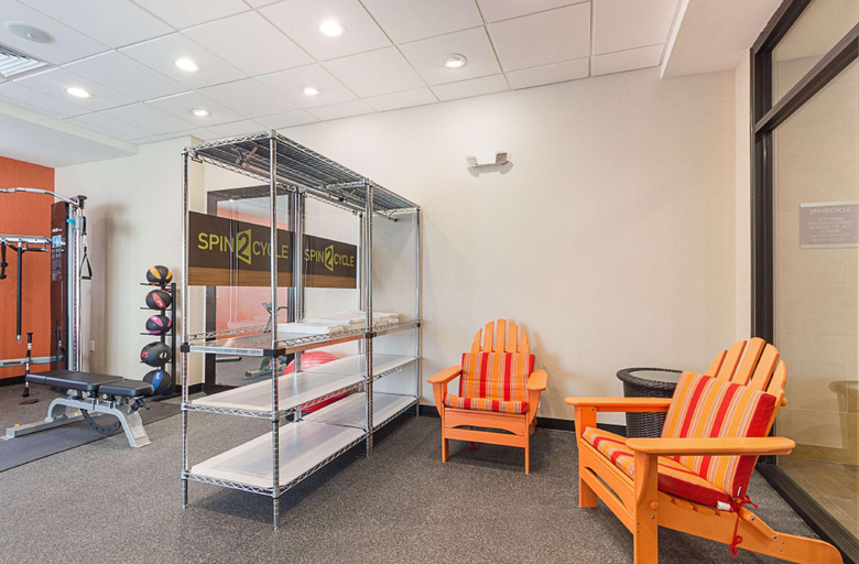 Others 4, Home 2 Suites by Hilton - Yukon, Canadian