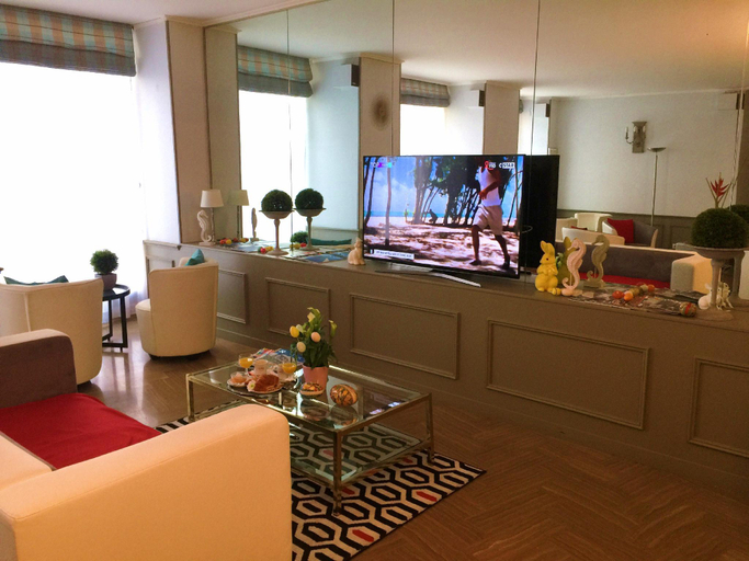 Others 3, Hotel Ambassador, Alpes-Maritimes