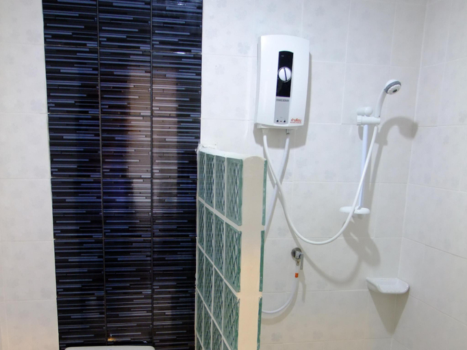 Bathroom 4, Chada Veranda Hotel, Muang Khon Kaen