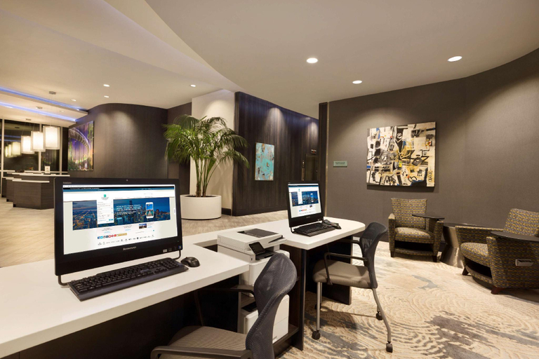 Public Area 2, Embassy Suites by Hilton Greenville Downtown Riverplace, Greenville