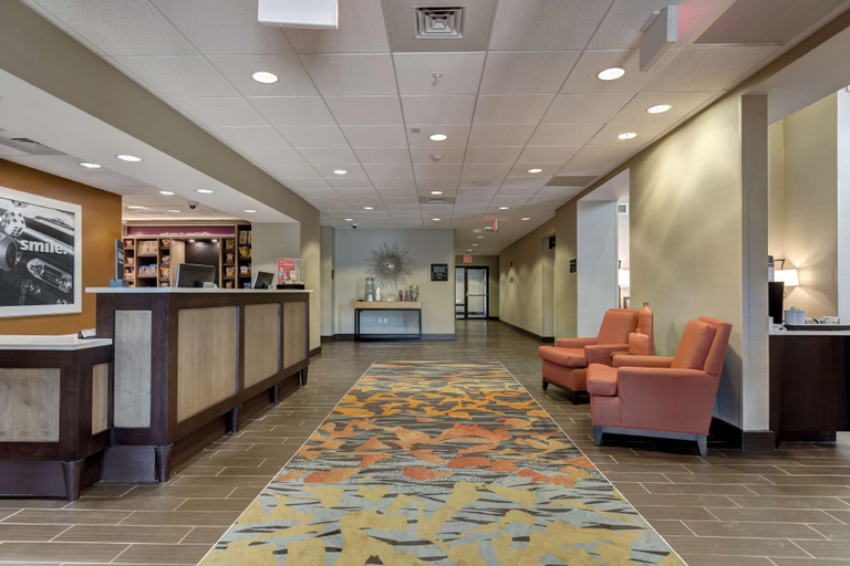 Public Area 2, Hampton Inn St. Louis Wentzville, Saint Charles