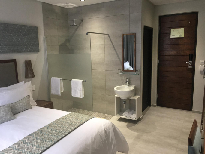 Bedroom 3, Cresta Maun, Ngamiland East