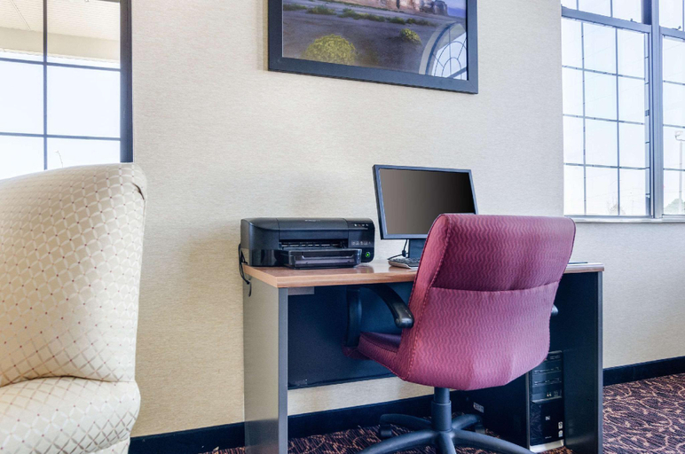 Public Area 2, Quality Inn Goodland I-70, Sherman