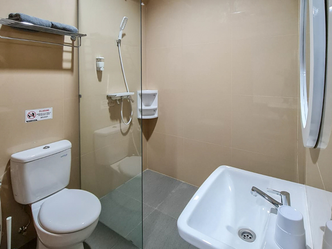 Bedroom 4, RedDoorz Plus near JCM Yogyakarta, Yogyakarta