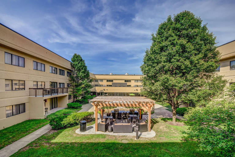 Exterior & Views 2, Homewood Suites by Hilton Indianapolis Carmel, Hamilton