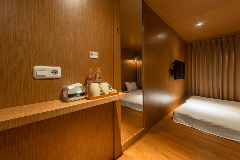 Bedroom 14