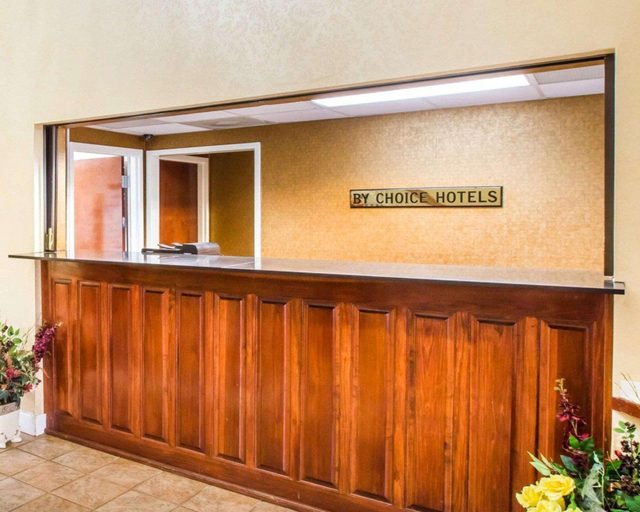 Public Area 2, Quality Inn & Suites Canton, GA, Cherokee