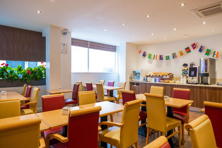 Food & Drinks 4, Comfort Inn Edgware Road W2, London