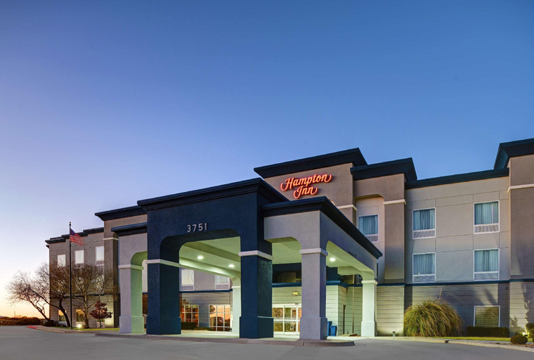 Exterior & Views, Hampton Inn Deming, Luna