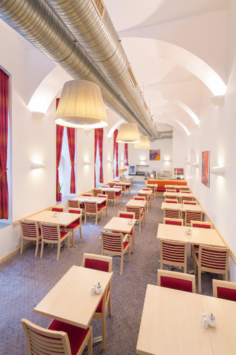 Food & Drinks 5, Exe City Park Hotel, Praha 1