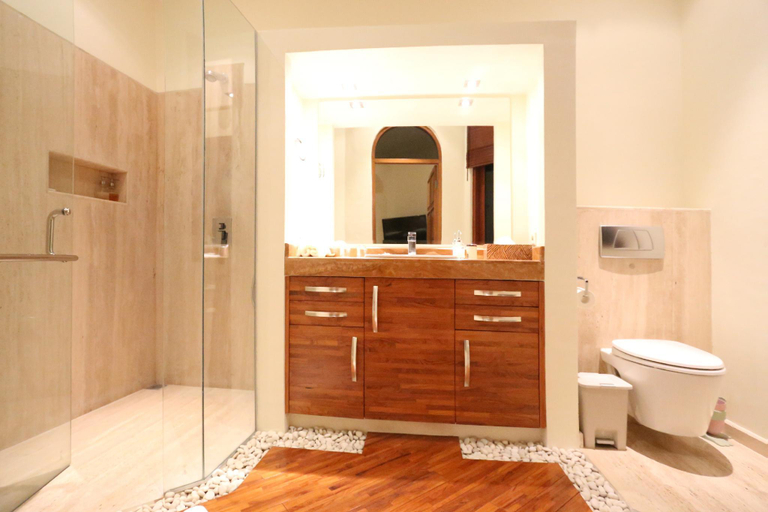 Bathroom 4, Urbanest Inn Villa, Badung